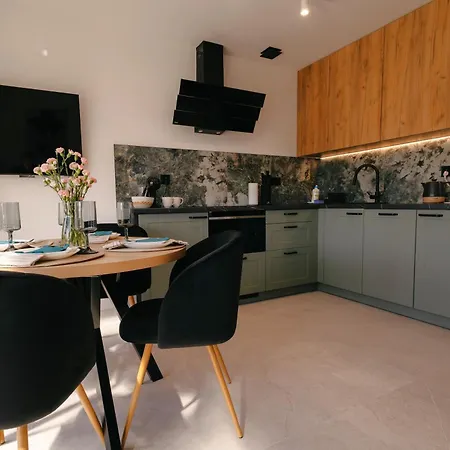 Apartment 3 Corki