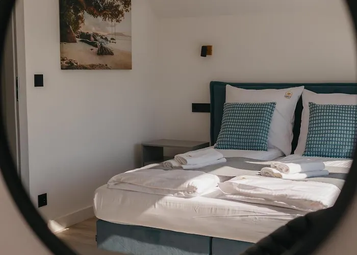 Apartment 3 Corki